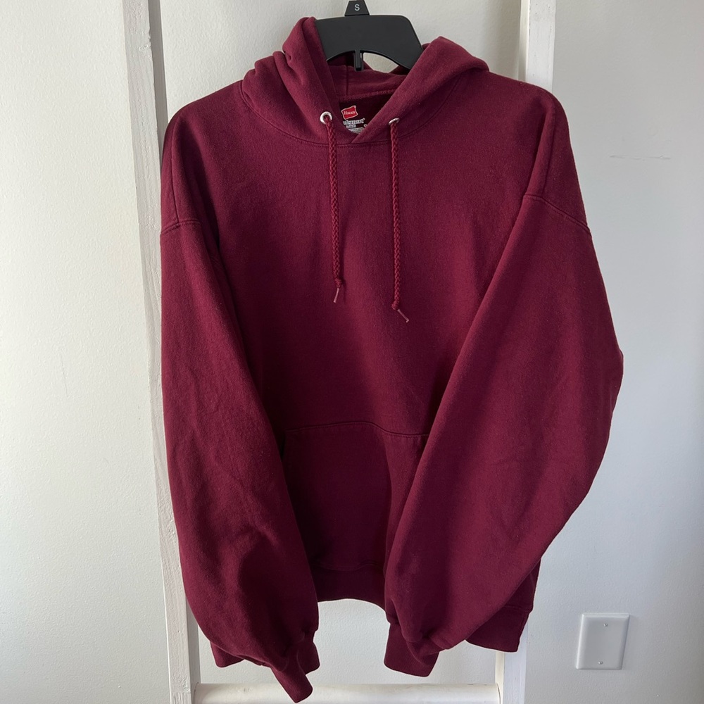 Hanes Sweatshirt